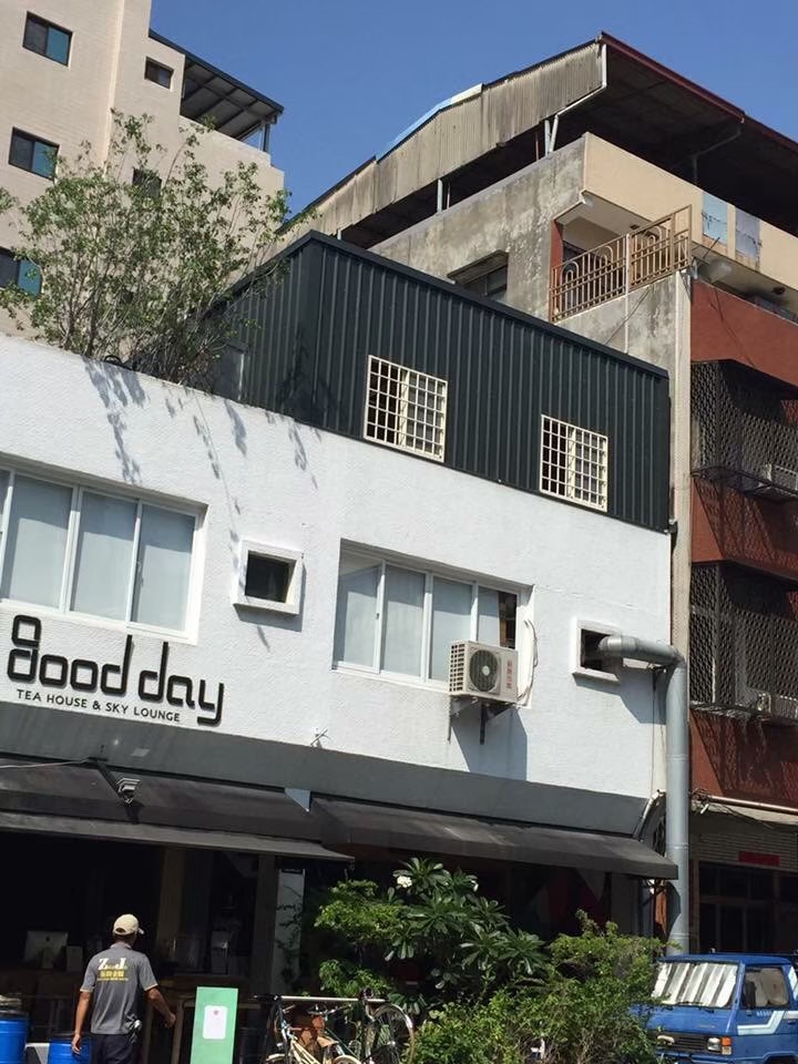 高雄鳳山區鐵皮屋