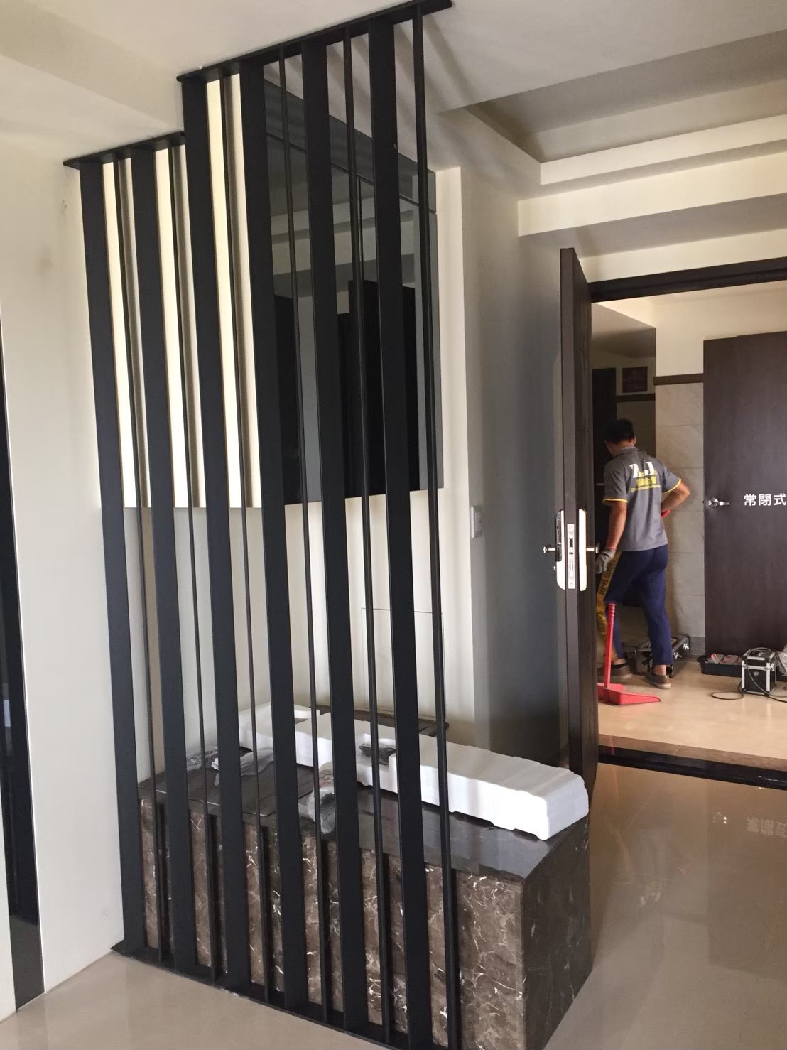 高雄三民區格柵