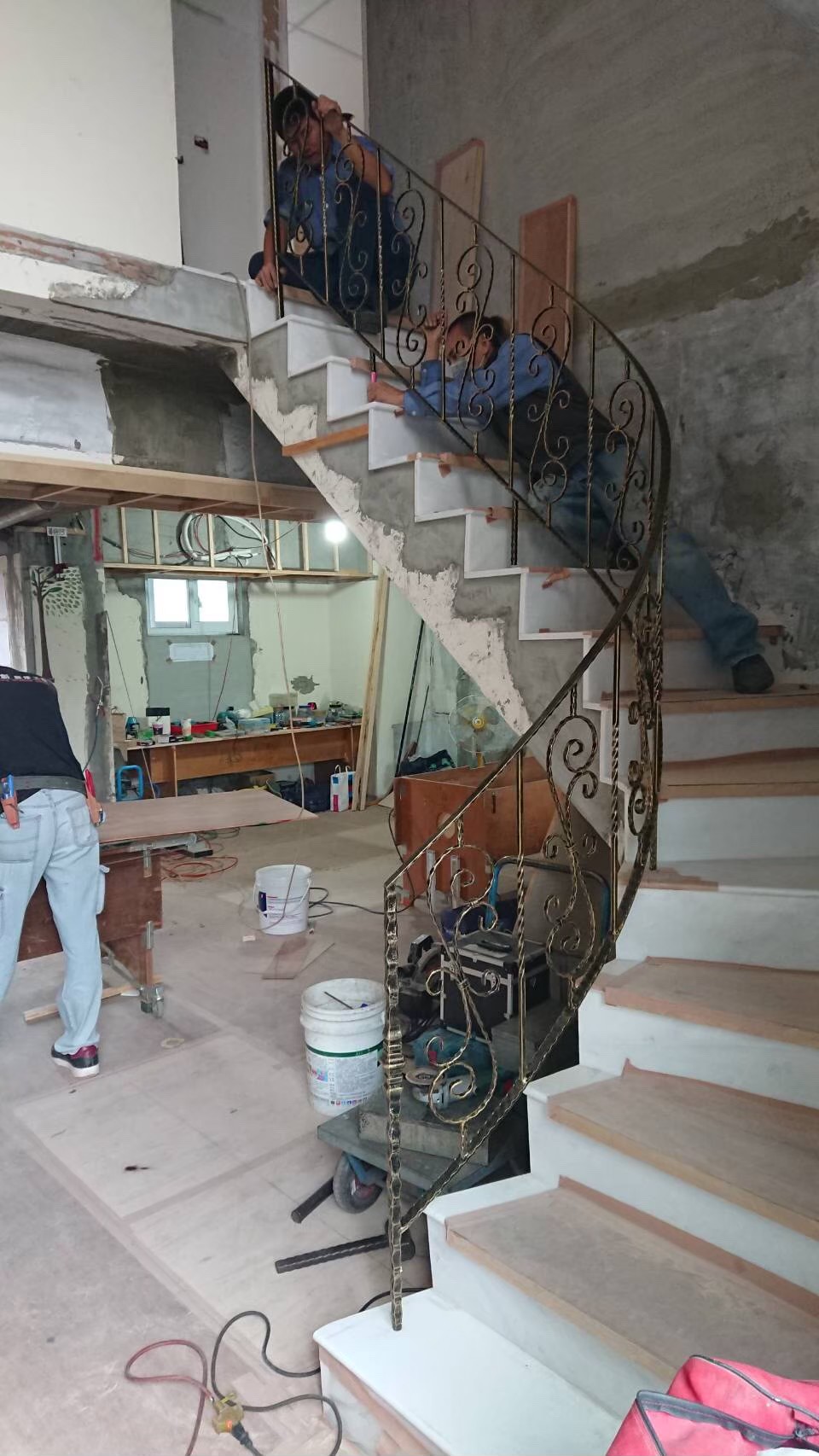 高雄苓雅區扶手