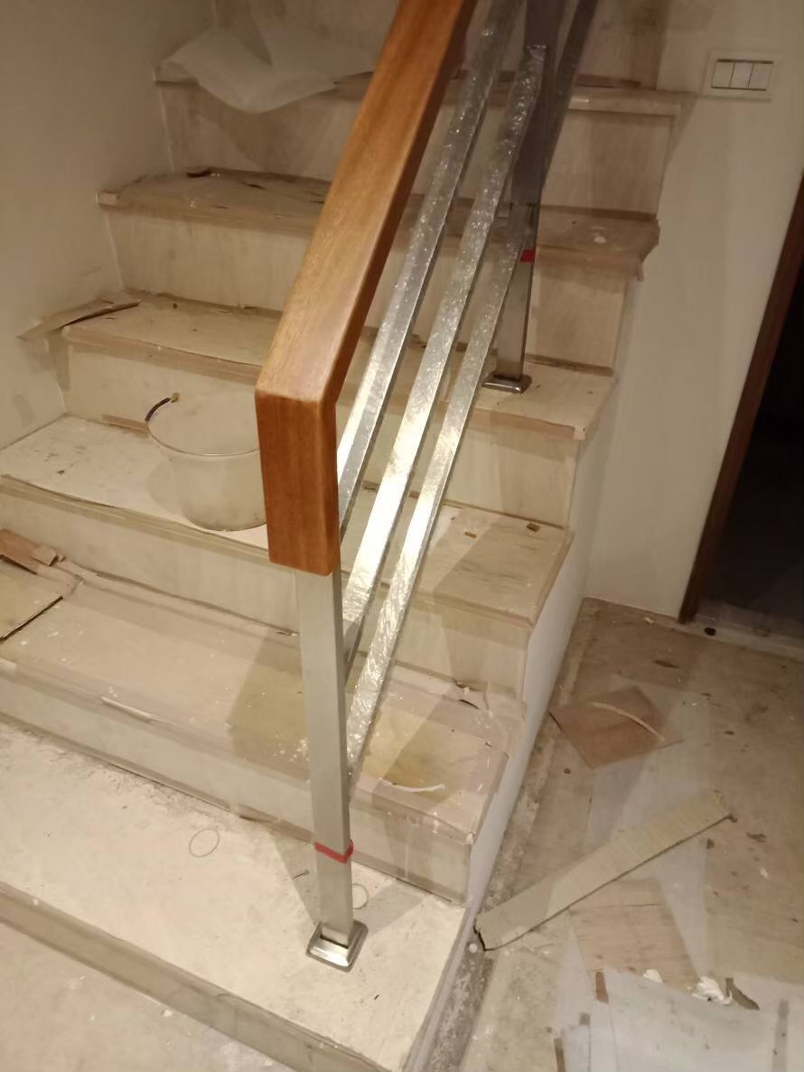 高雄鳳山區扶手